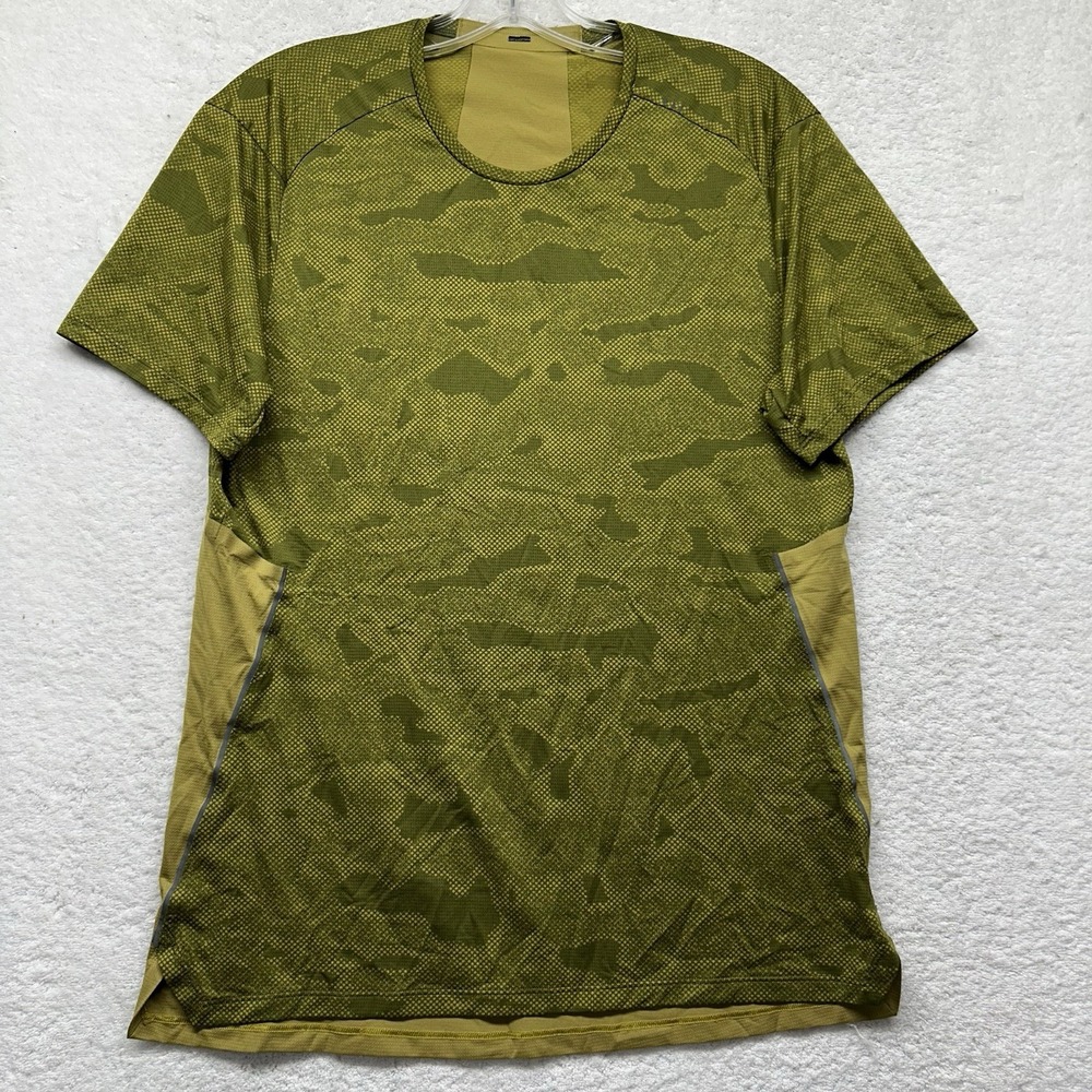 Lululemon Mens Size S Green Fast and Free Camo Short Sleeve Athletic Shirt (M3)